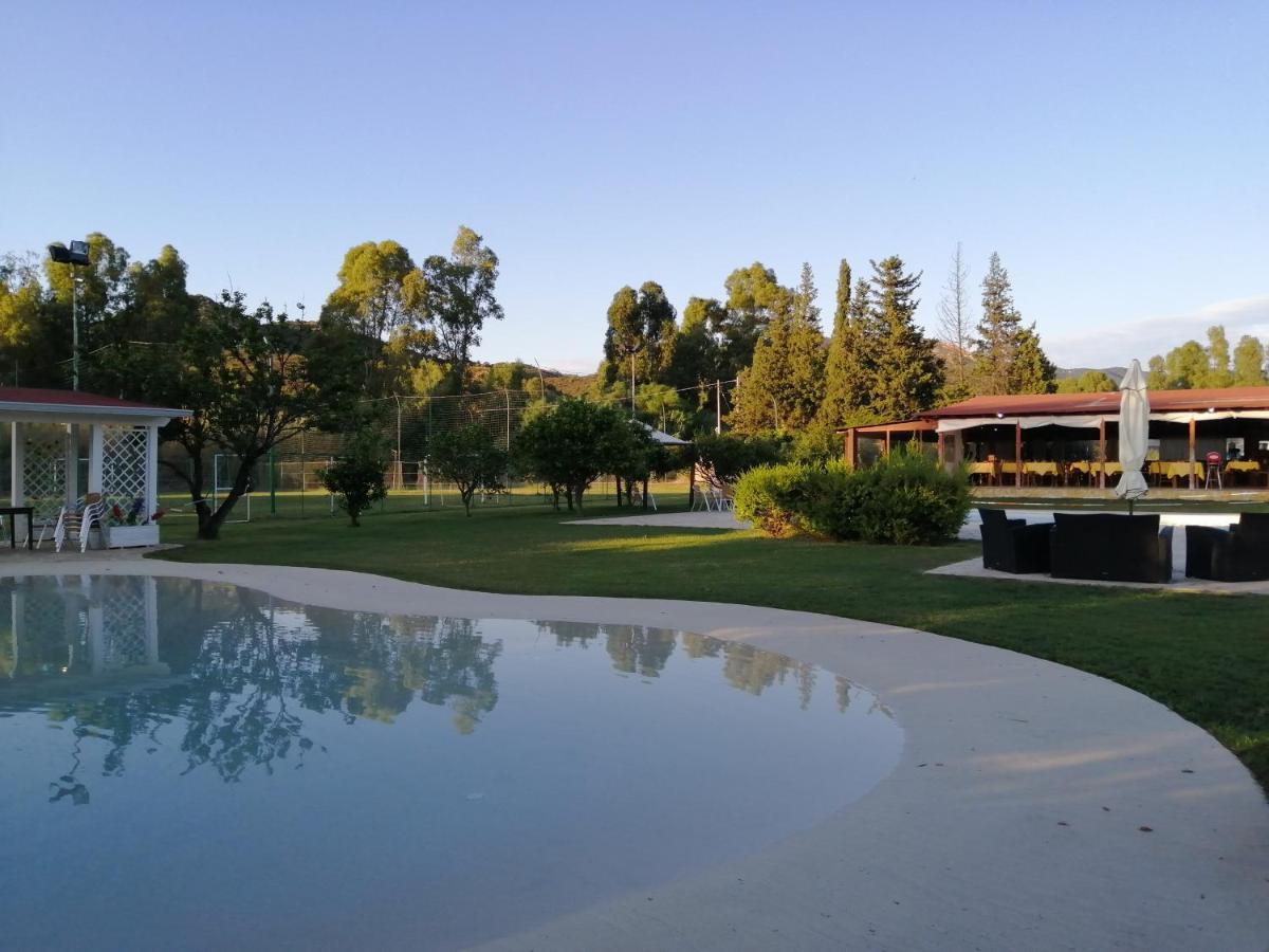 Il Frutteto Bed & Breakfast Torre delle Stelle Bagian luar foto