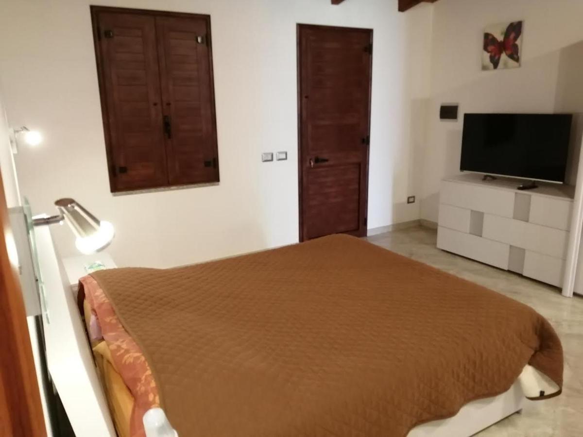 Il Frutteto Bed & Breakfast Torre delle Stelle Bagian luar foto