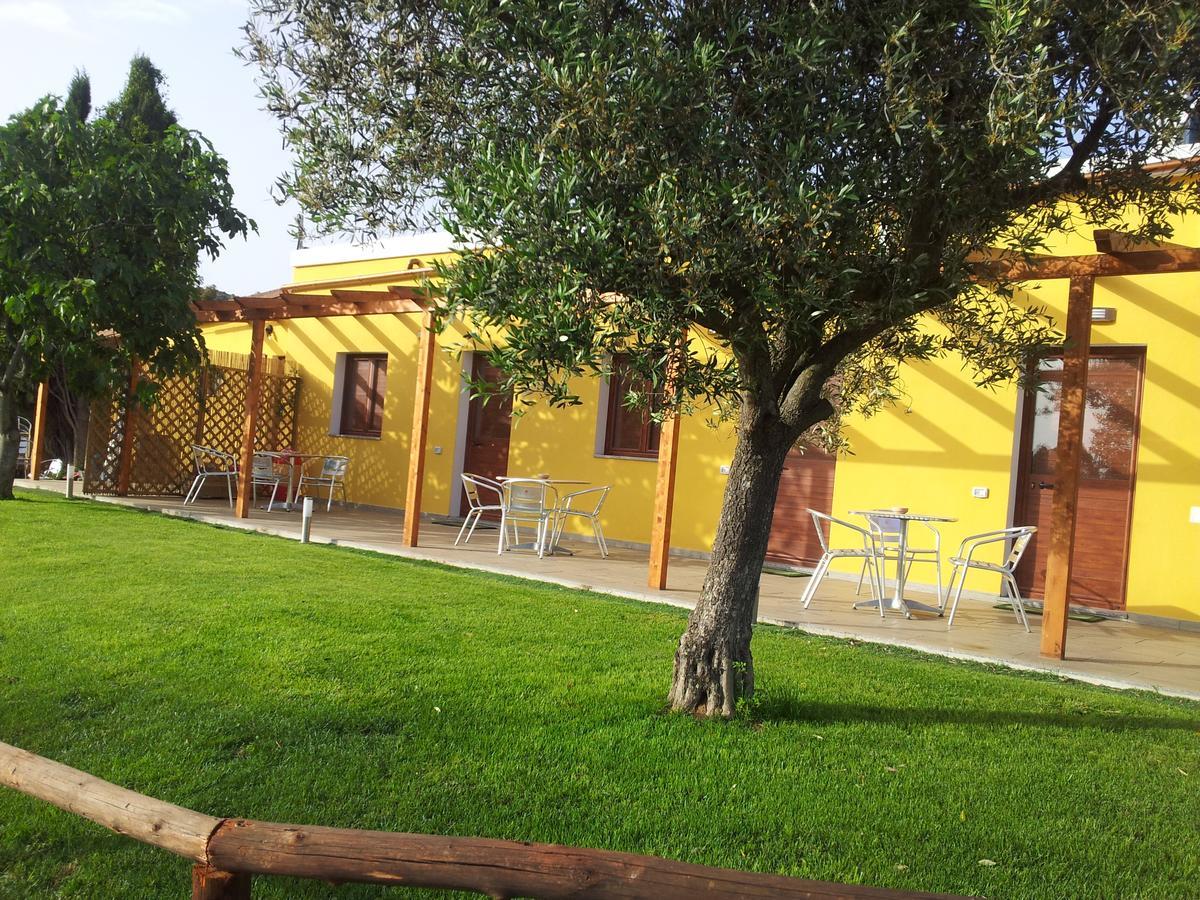 Il Frutteto Bed & Breakfast Torre delle Stelle Bagian luar foto